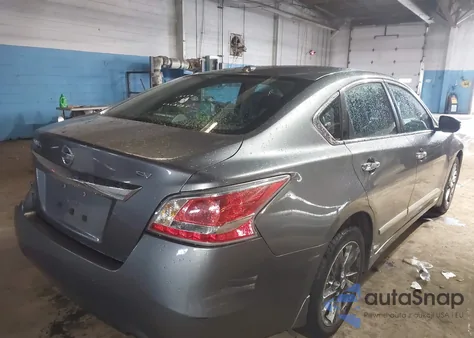 2015 Nissan Altima 2.5 Sv from USA, damaged, VIN 1N4AL3AP8FC150962